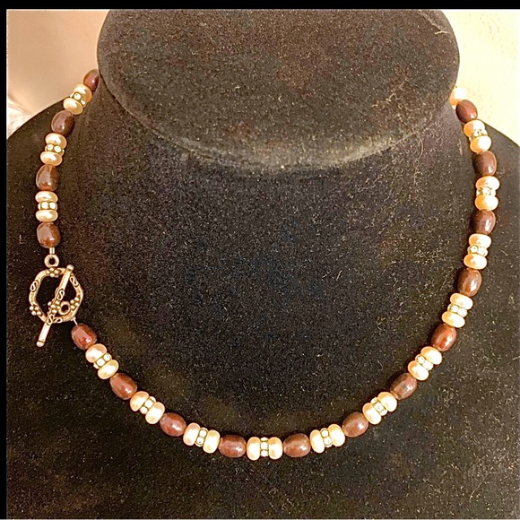 Pearl Necklace - Picture 3 of 7